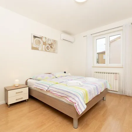 Apartamento Oriana *